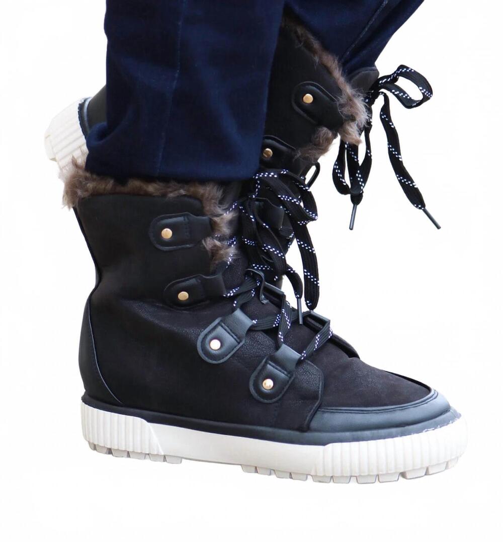 NEW COMFORTFOAM women's glacier fur trim boots in black